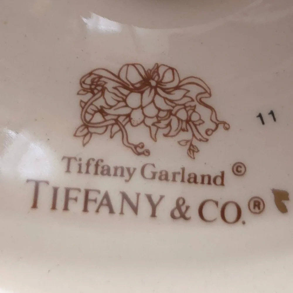 Tiffany & Co Tiffany Garland Christmas Candlestick Holder Bone China England